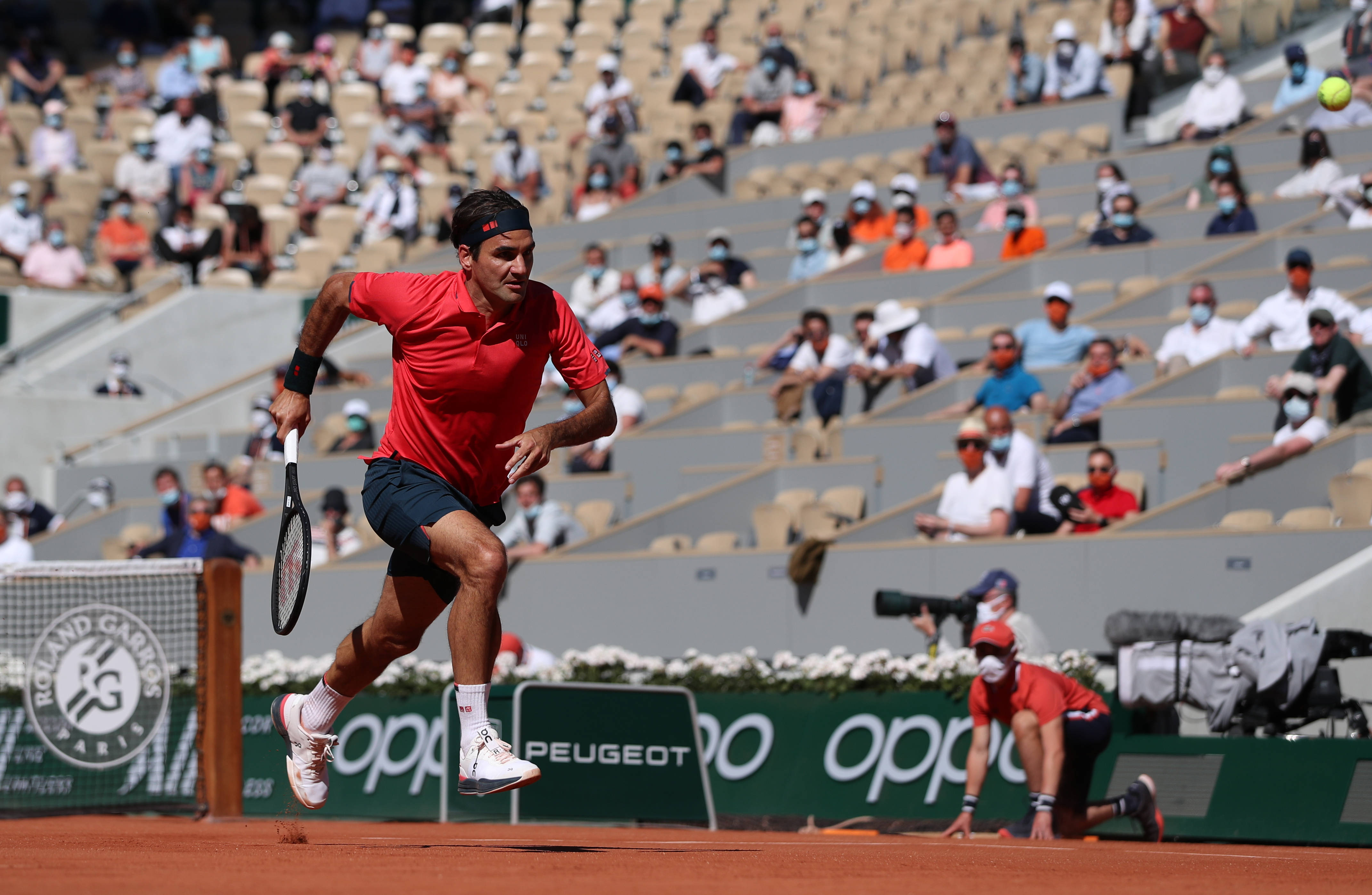 费德勒在FPX比赛中精彩发挥，突破纪录引发热议！的简单介绍